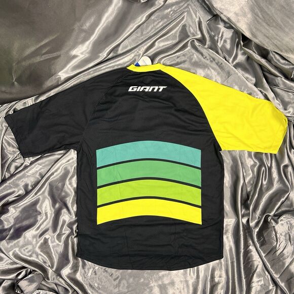 Giant Bicycles MTB Specific Short Sleeve Jersey Size M / L Green Transfer Series - Picture 3 of 15